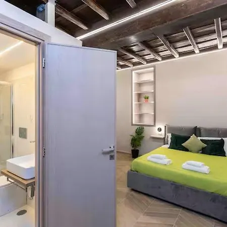 Iron Loft In Colosseo