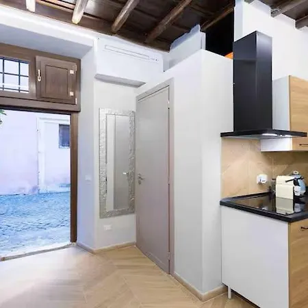 Iron Loft In Colosseo Apartment Rome