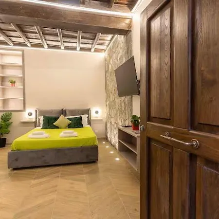 Iron Loft In Colosseo